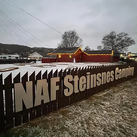 Campingplatz Naf Steinsnes *