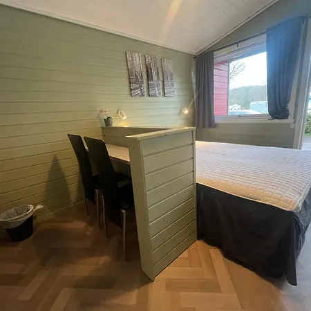 Campingplatz Naf Steinsnes *